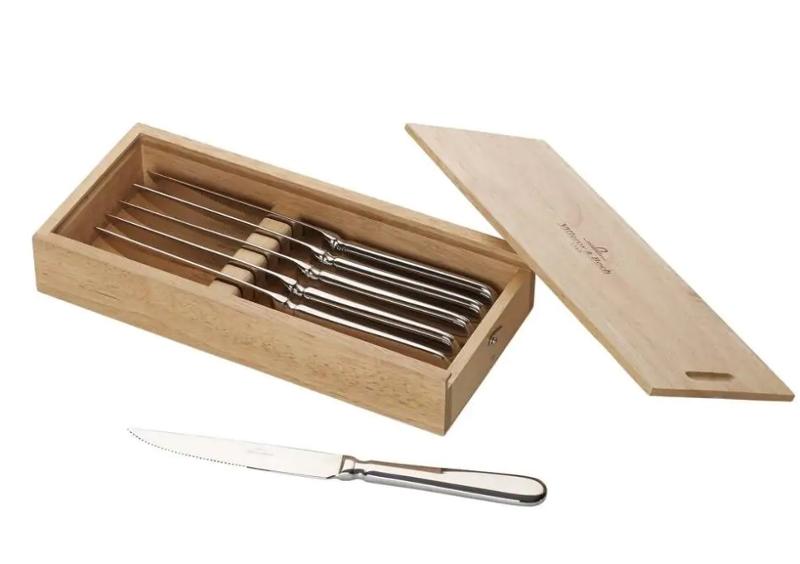 Oscar_pihvi_pizza_aterimet_6_kpl_puulaatikossa_Villeroy___Boch