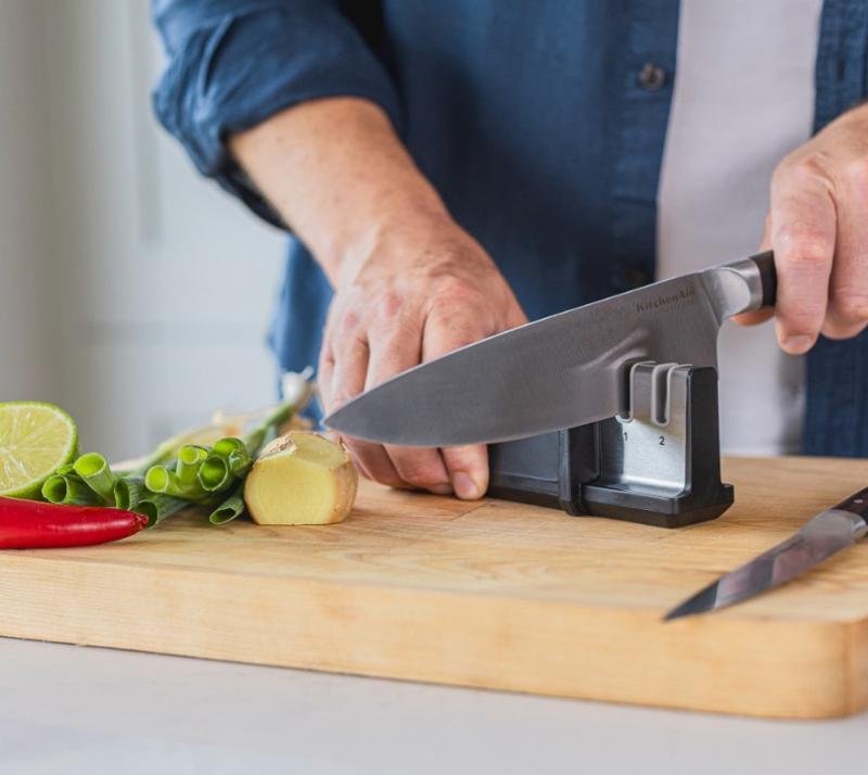 KESHBOHBAAG_Veitsenteroitin_Kitchen_Aid_1_jpg